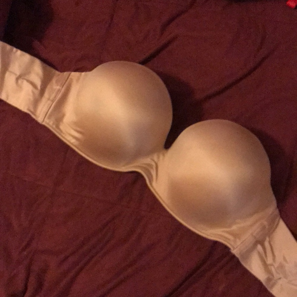 Cacique (Lane Bryant) 38DDD strapless bra
